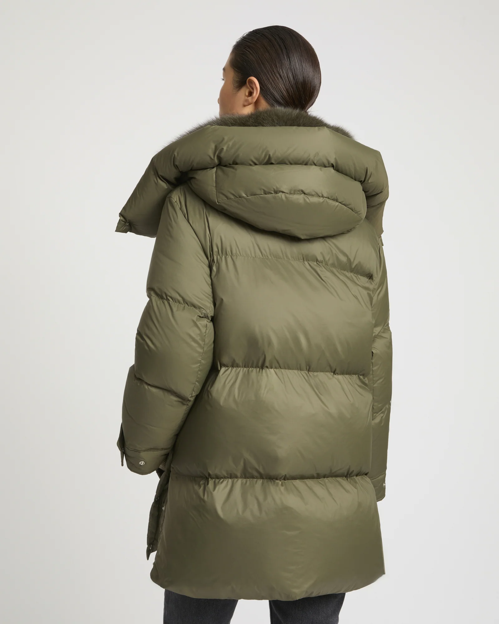 3/4 down jacket in water-repellent technical fabric with fox fur collar trim – Image 2