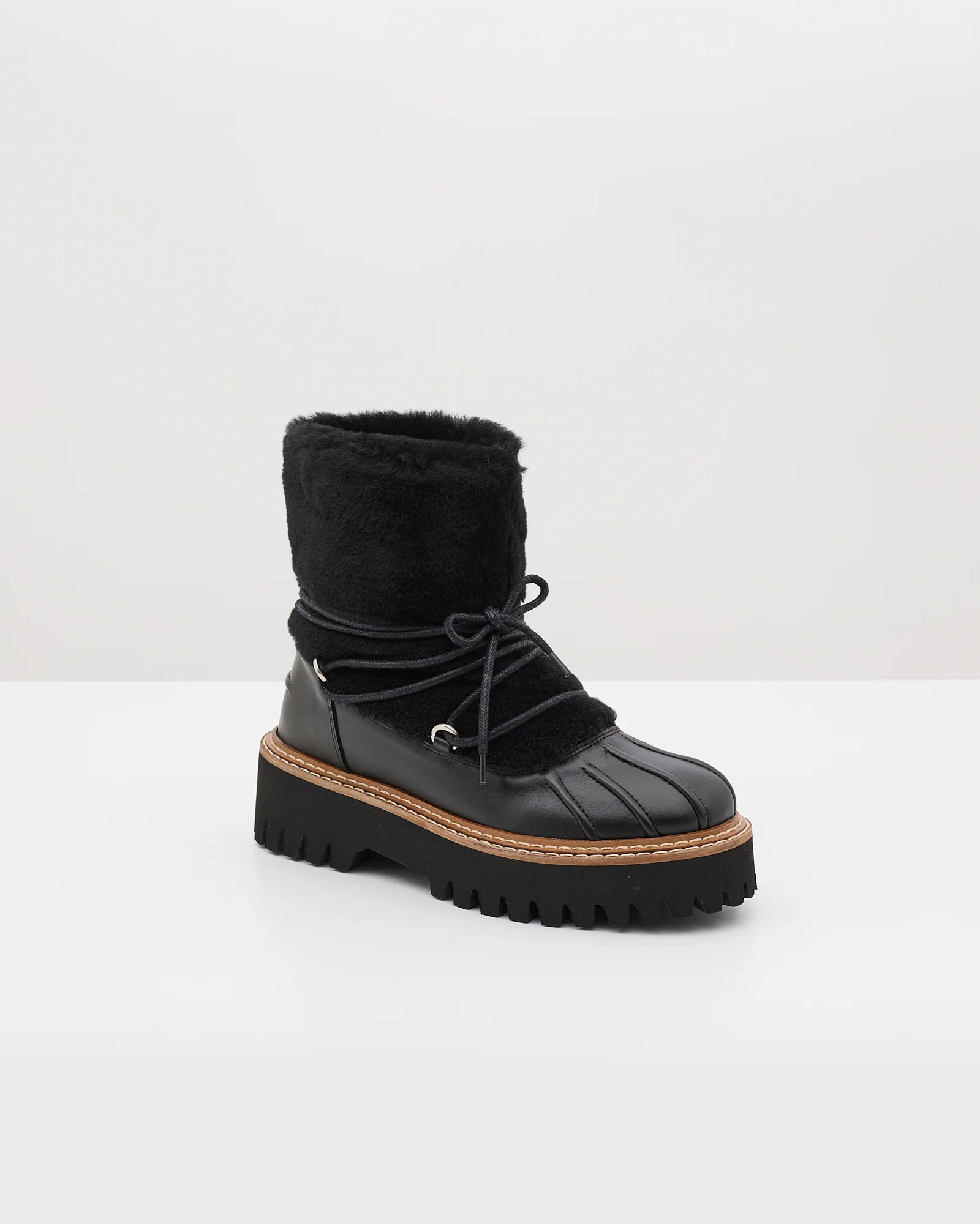 Lace-up mid-length boots in ironed Merino – Image 3
