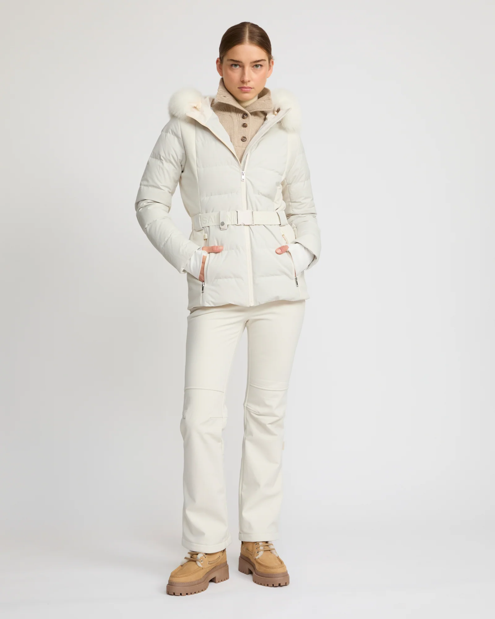 Mixed fabric belted ski jacket with fox fur trim – Image 3