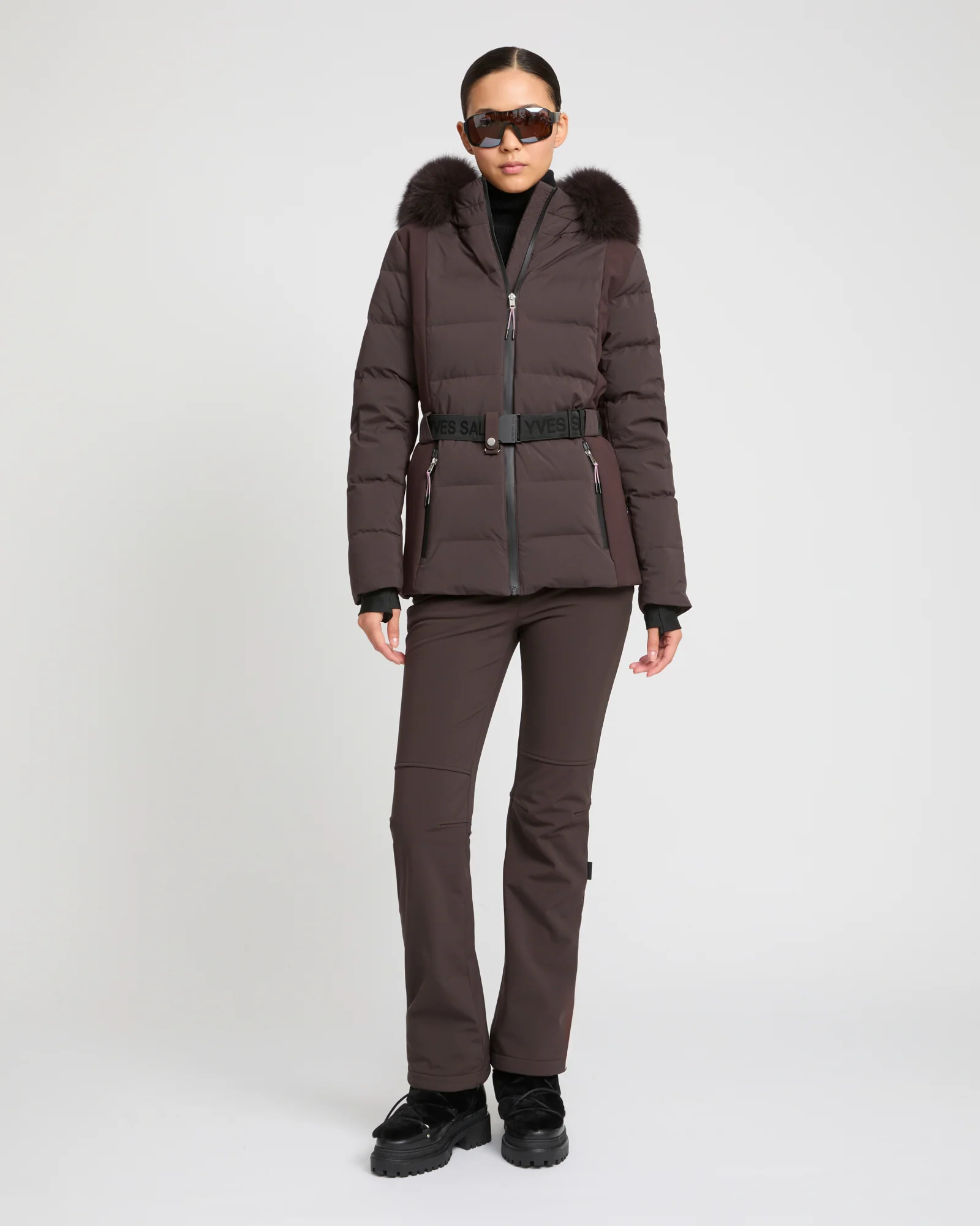 Mixed fabric belted ski jacket with fox fur trim – Image 4