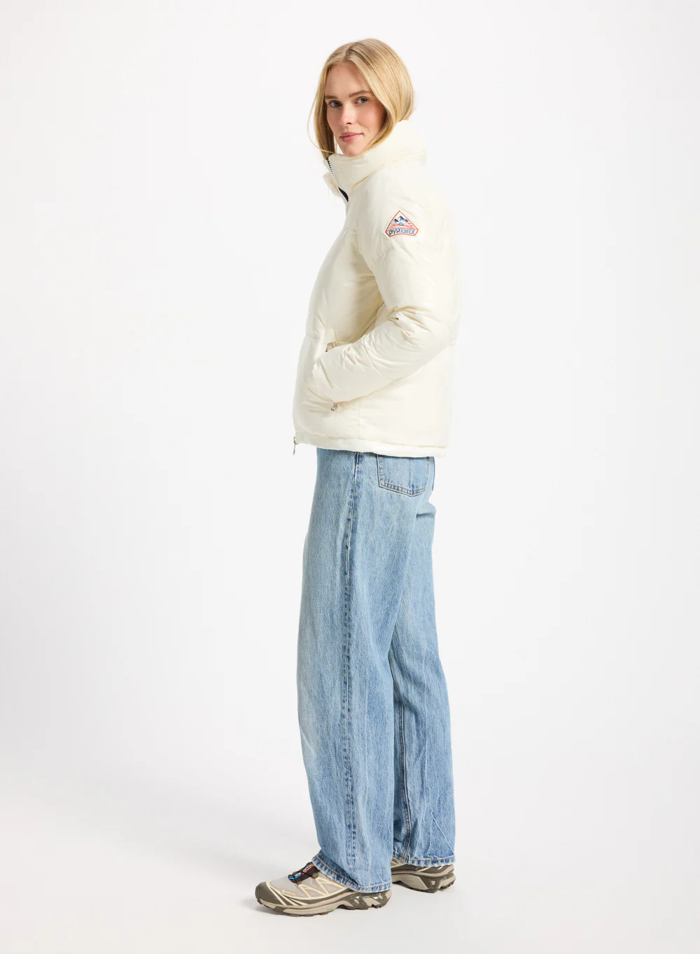 Doudoune courte et brillante pour femme Pyrenex Goldin blanche – Image 2